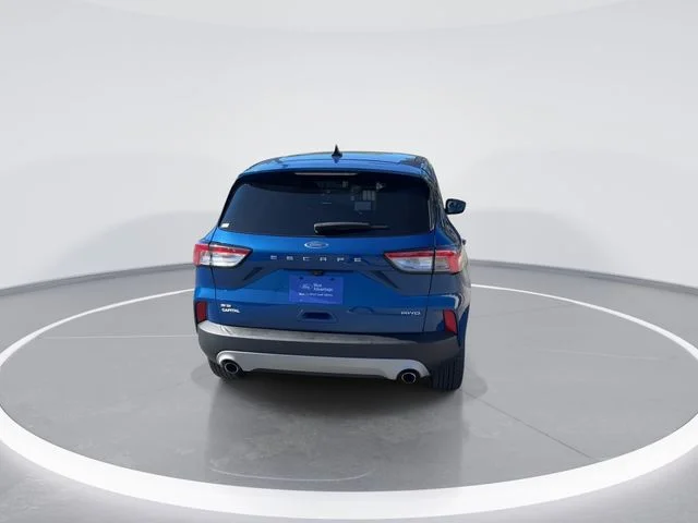 Used 2022 Blue Ford SE image 6
