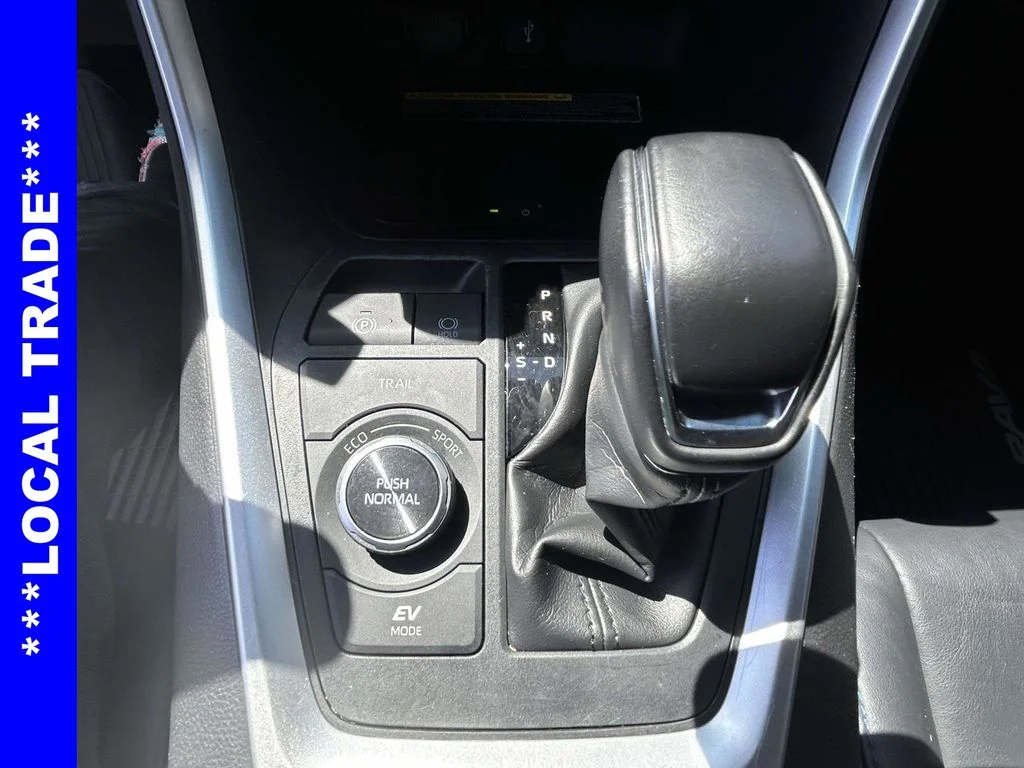 Used 2020 White Toyota XSE image 22