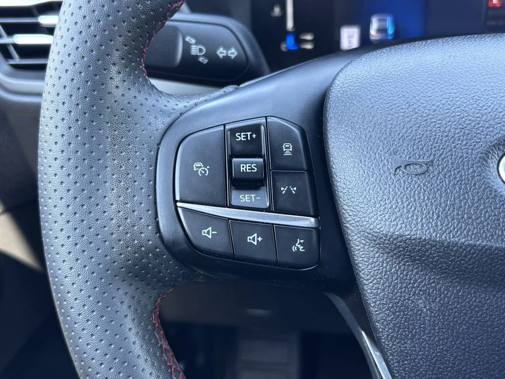 Used 2023 Black Ford ST-Line image 28