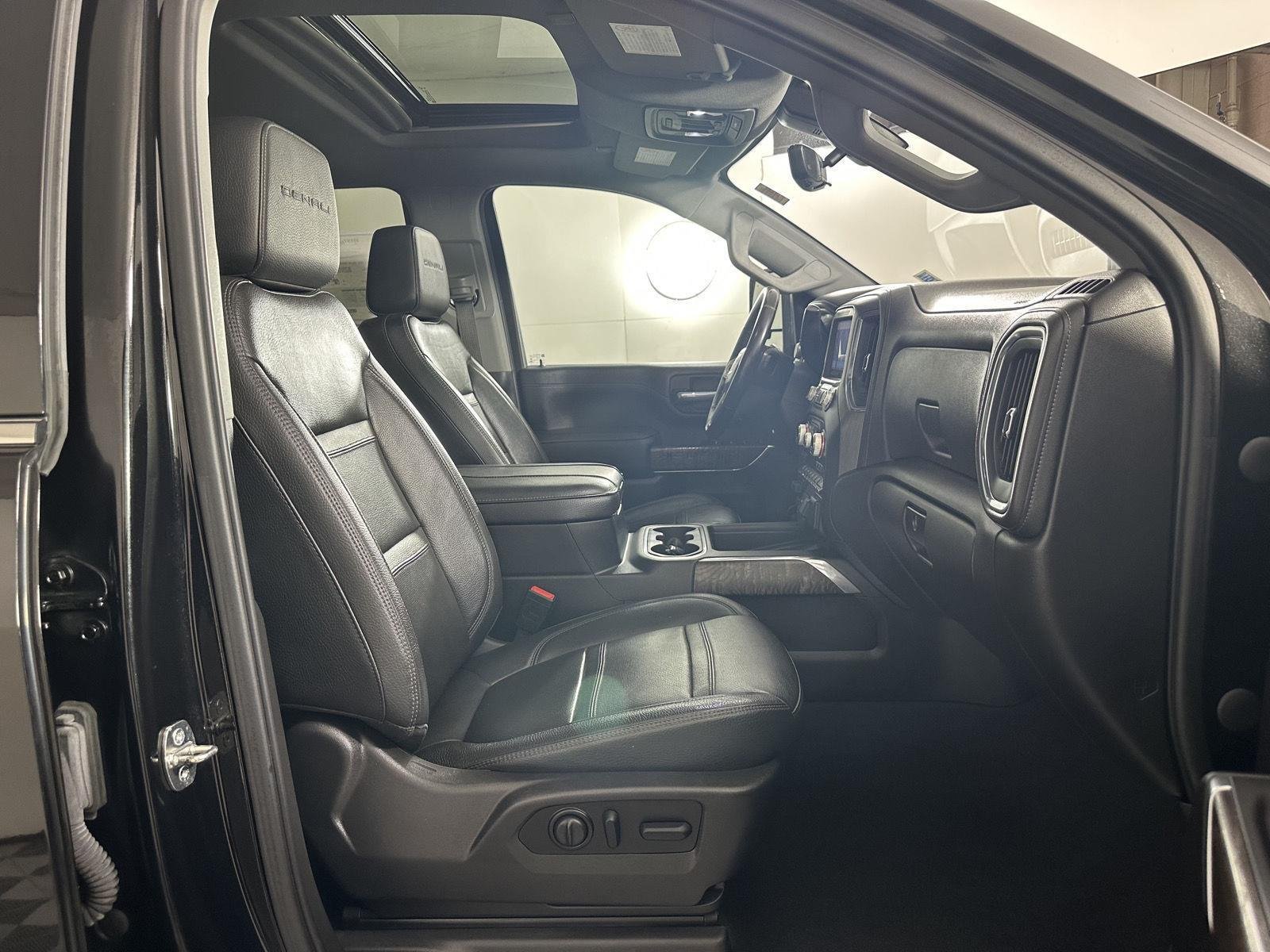 Used 2023 Ebony Twilight Metallic GMC Denali image 30