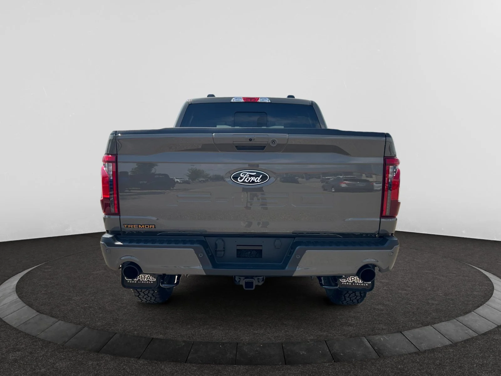 New 2026 Marsh Grey Ford Tremor image 4