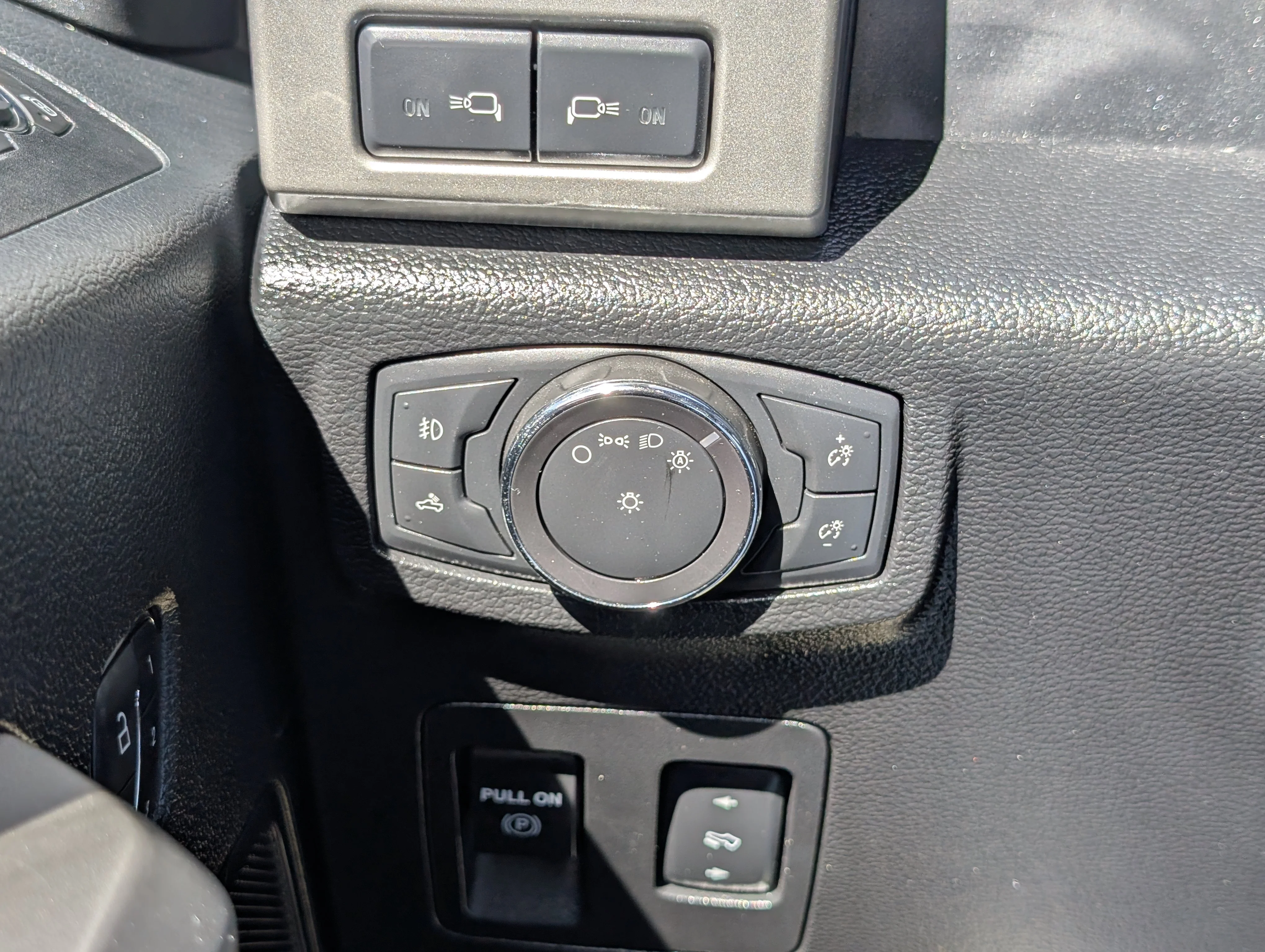Used 2019 Magnetic Ford XL 4WD SuperCrew 5.5