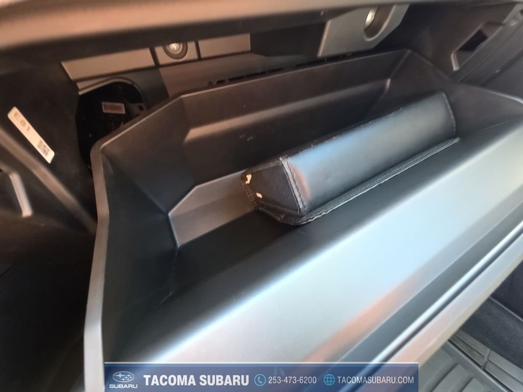 Used 2014 Orange Subaru 2.0i Limited image 22