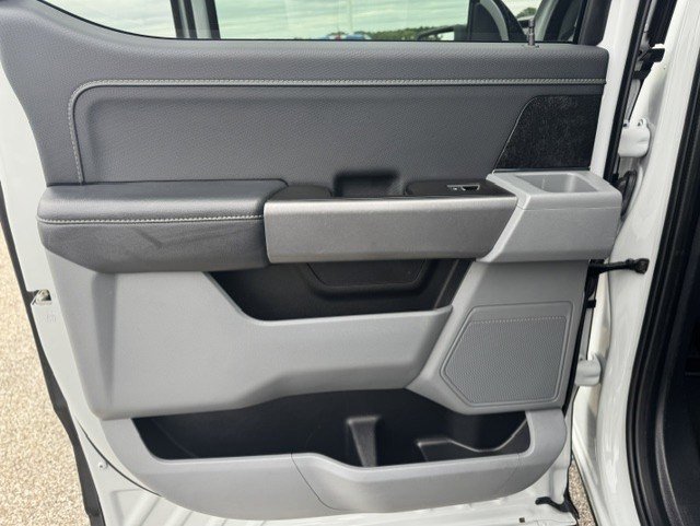 Used 2023 Avalanche Ford XLT image 24
