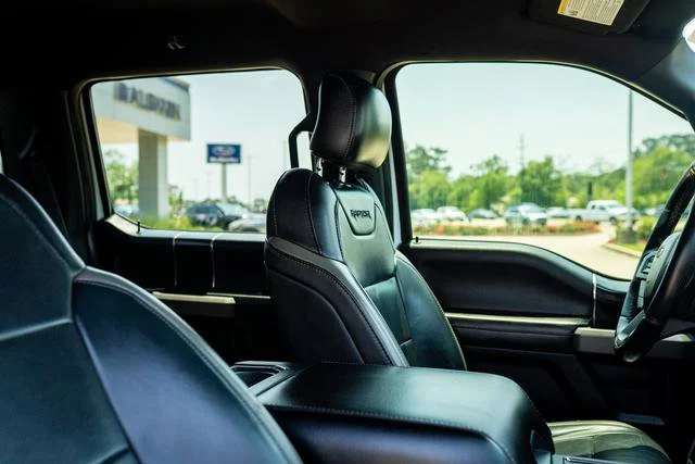 Used 2017 Oxford White Ford Raptor image 8
