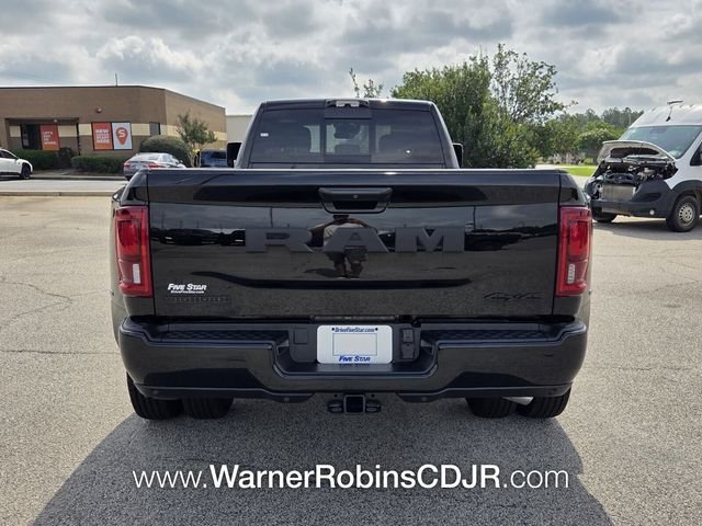 New 2026 Diamond Black Crystal Pearl-Coat Exterior Paint RAM Big Horn image 10