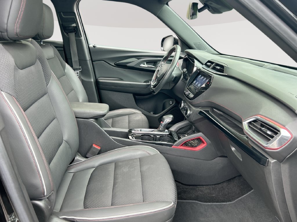Used 2023 Black Chevrolet RS image 28