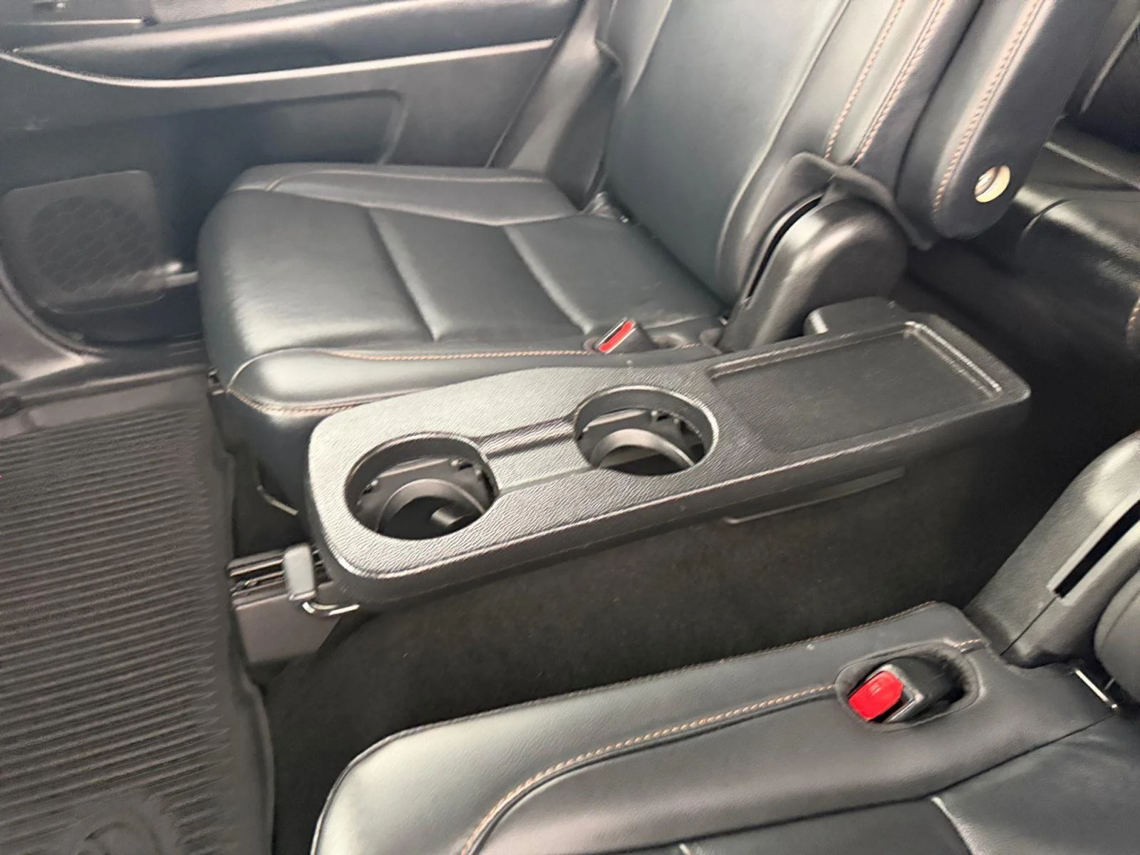 Used 2019 Celestial Silver Metallic Toyota XLE image 45