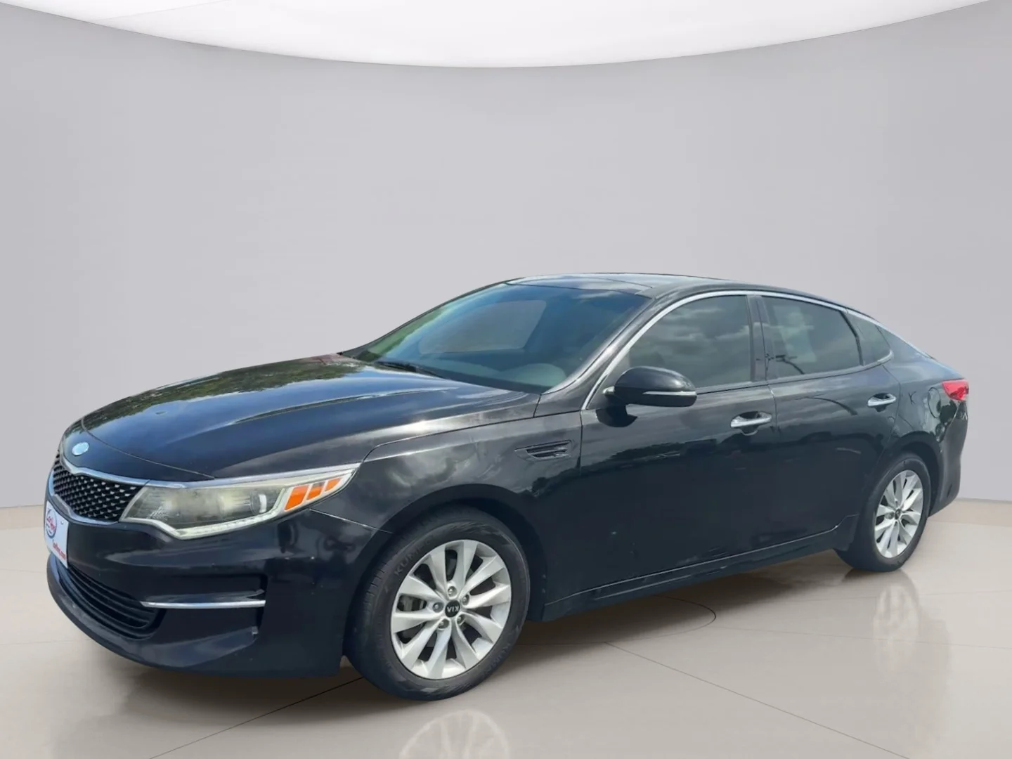 Used 2018 Black Kia EX image 1