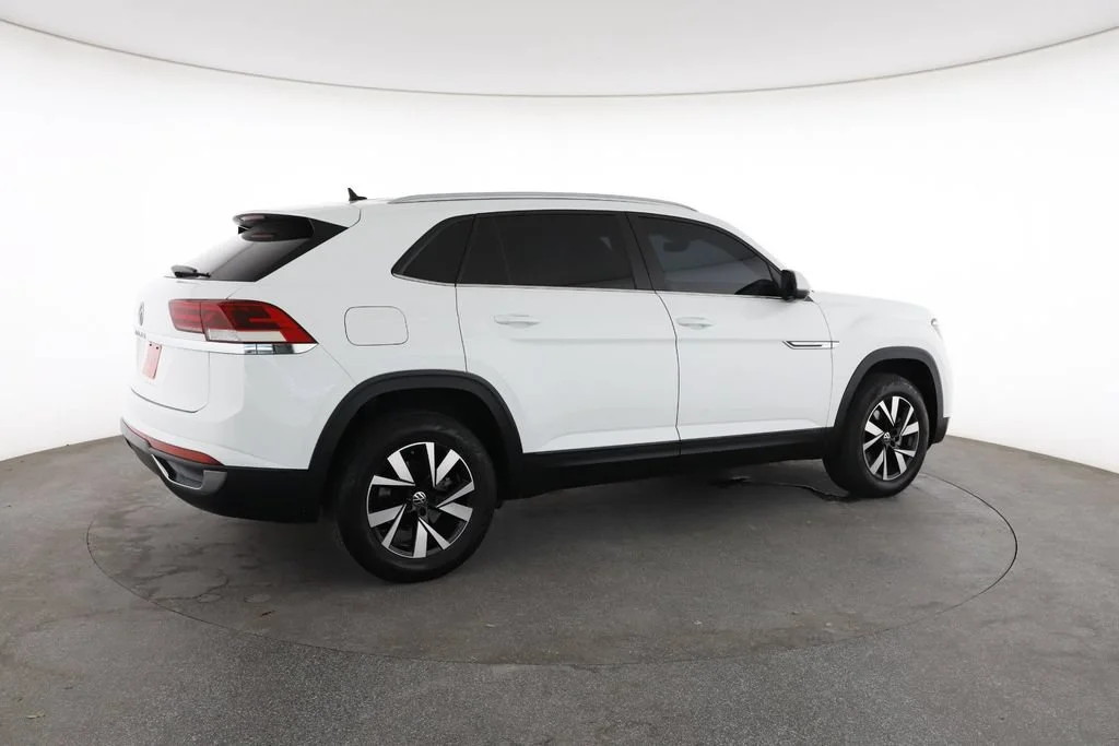 Used 2022 White Volkswagen 2.0T SE image 13