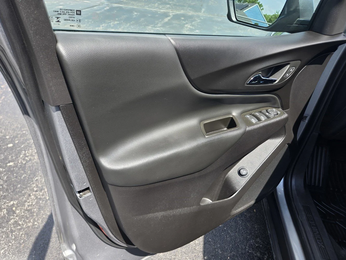 2024 Chevrolet Equinox LT - Photo 32