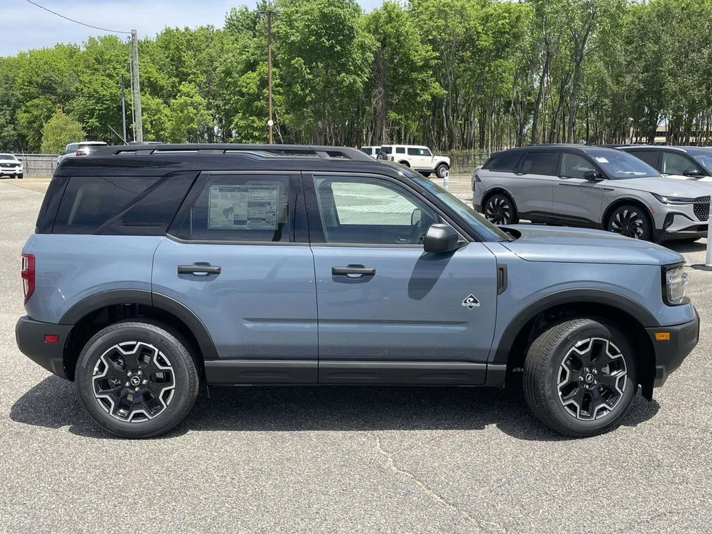 New 2026 Gray Ford Outer Banks image 2