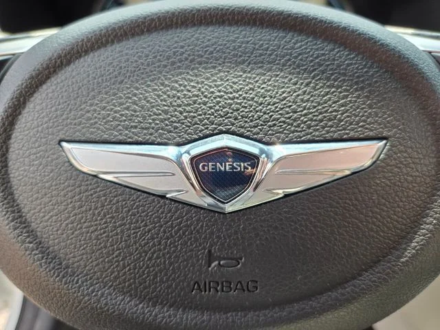 Used 2022 White Genesis 2.0T image 30