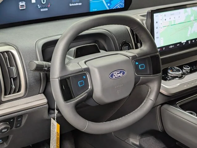 New 2027 Star White Metallic Tri-Coat Ford Active image 39