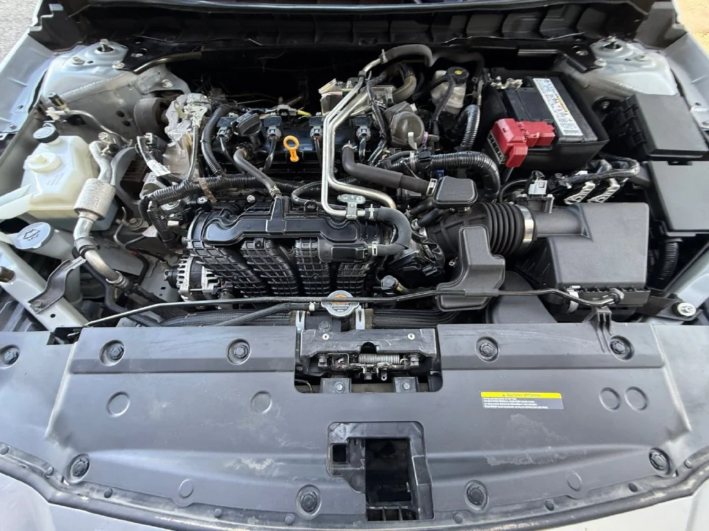 Used 2024 Silver Nissan 2.5 SV image 20