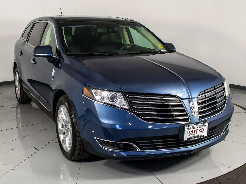 2018 Lincoln MKT Reserve