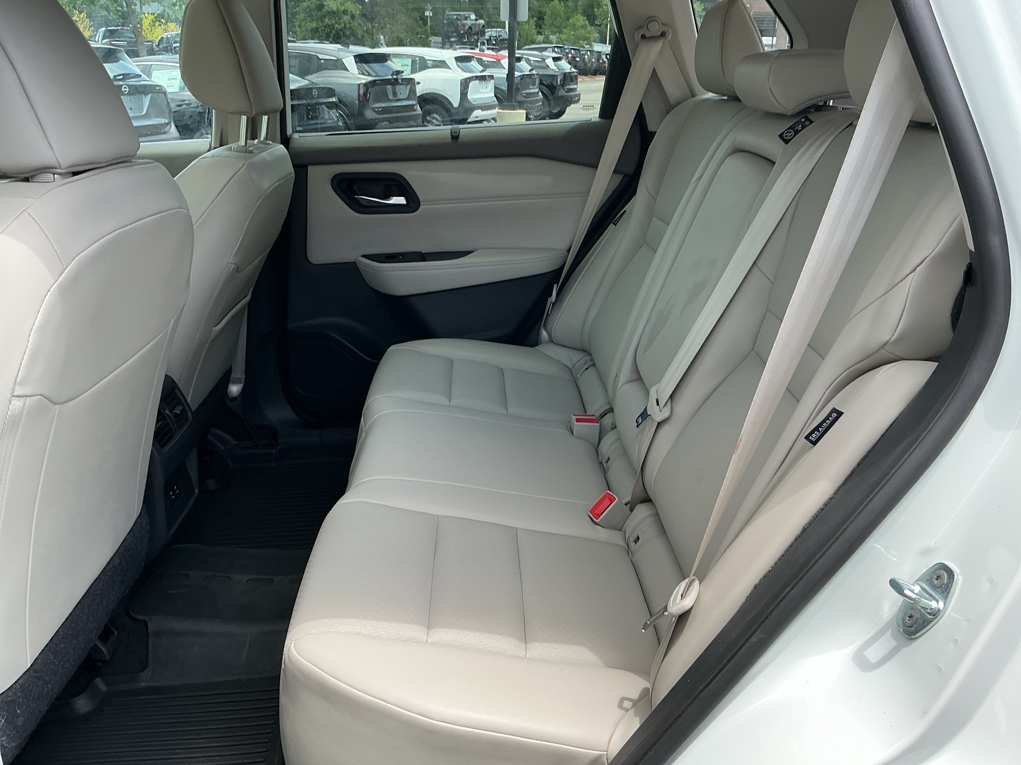 Used 2023 Pearl White Tricoat Nissan SV image 22