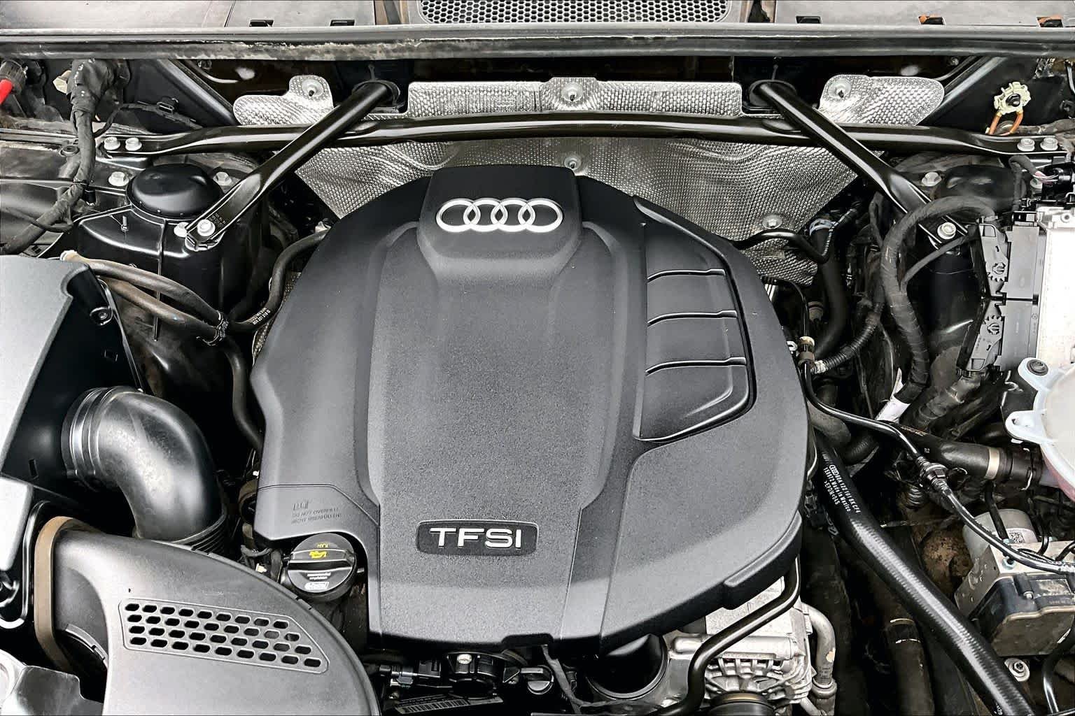 Used 2018 Manhattan Gray Metallic Audi Tech Premium Plus image 32