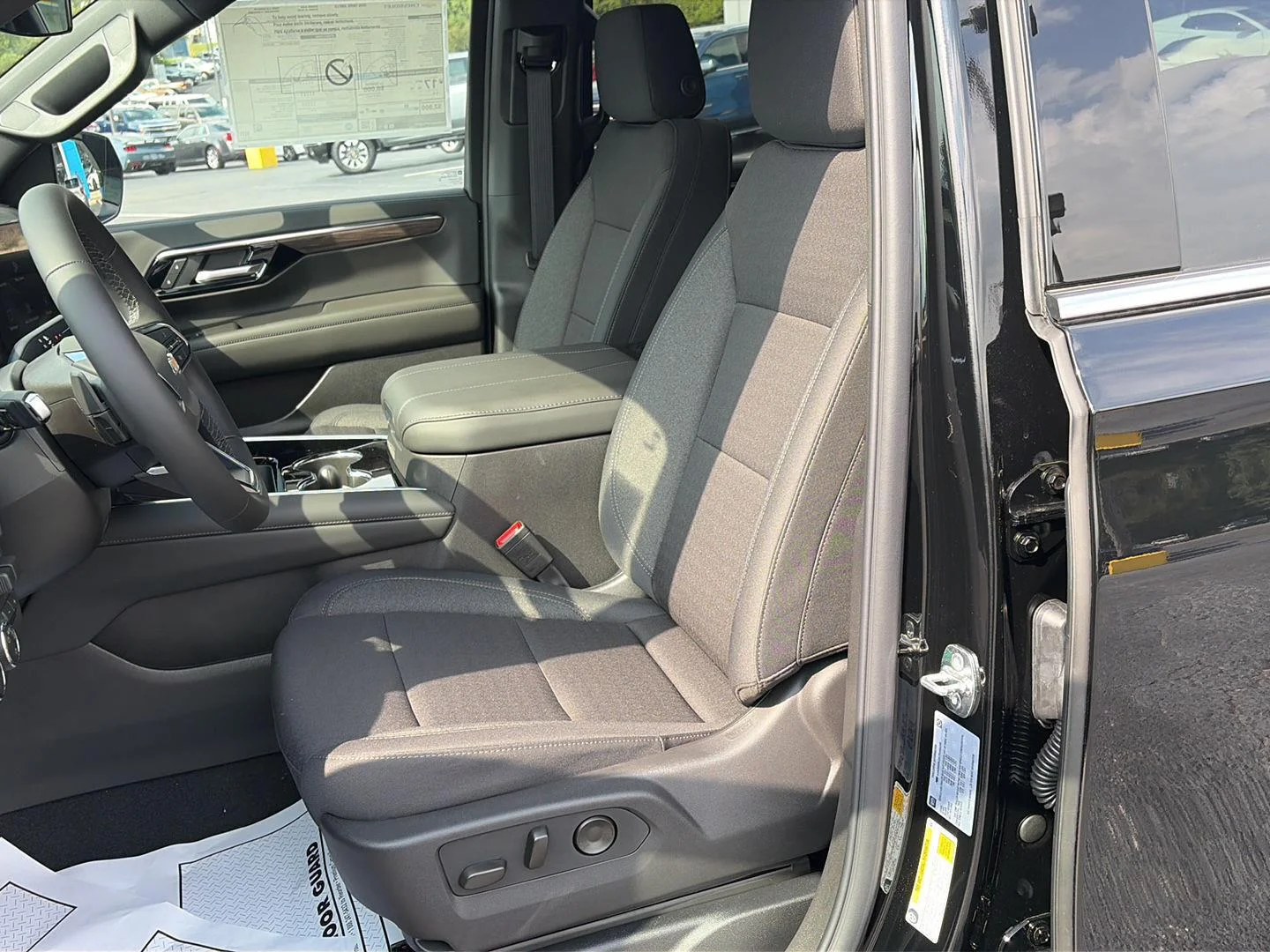 2026 Chevrolet Tahoe LS - Photo 10