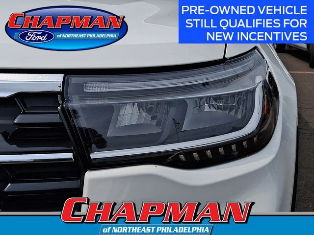 New 2026 Star White Metallic Tri-Coat Ford Active image 9
