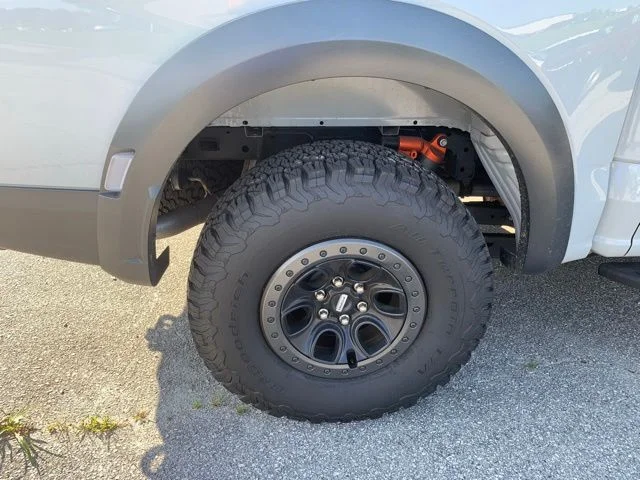 Used 2023 White Ford Raptor image 10