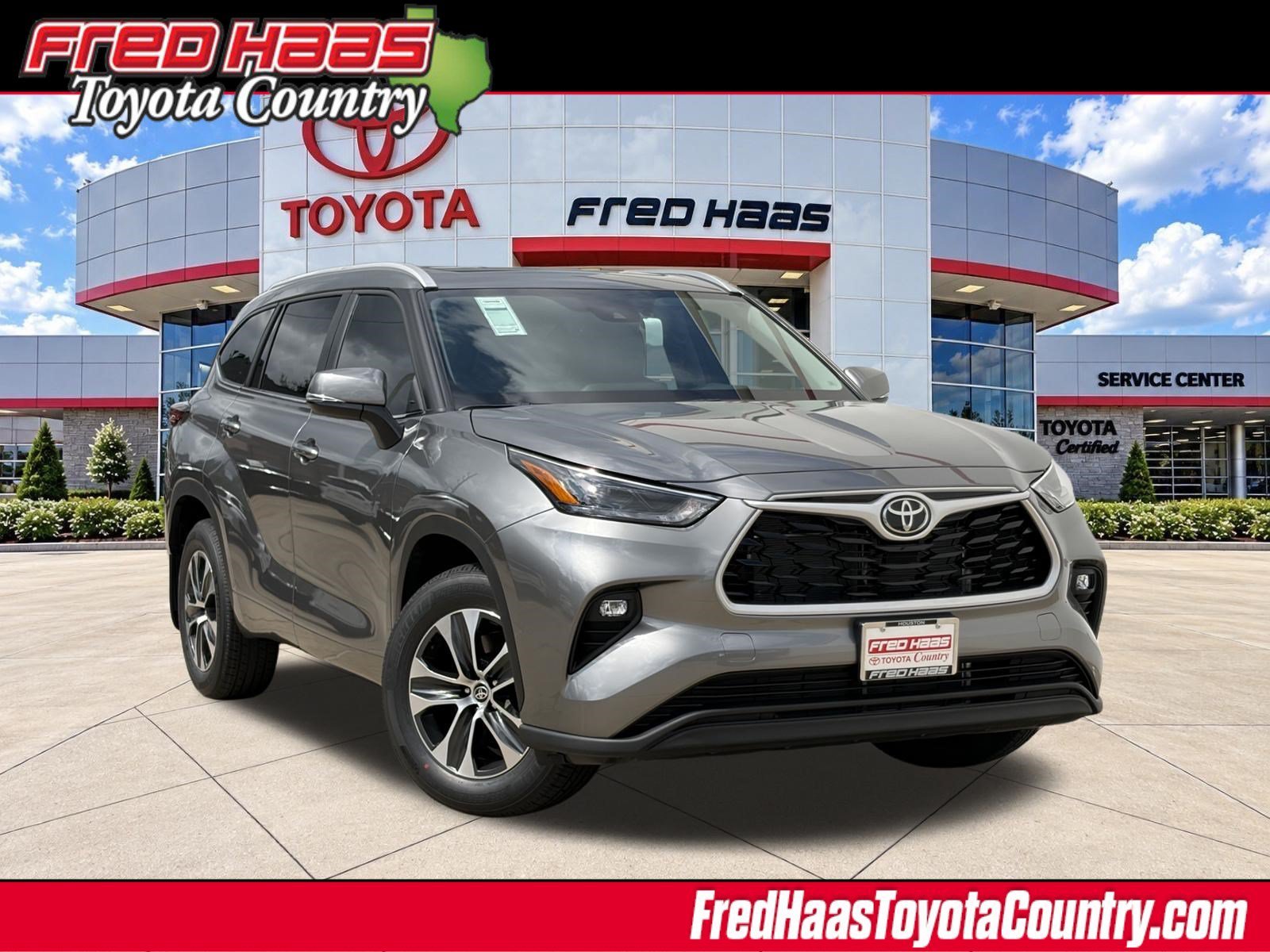 2026 Toyota Highlander  XLE