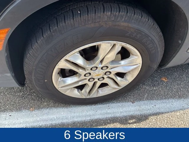 Used 2019 BLACK Chevrolet L image 7