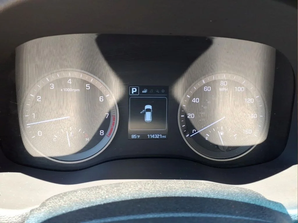 Used 2017 Gray Hyundai SE image 14