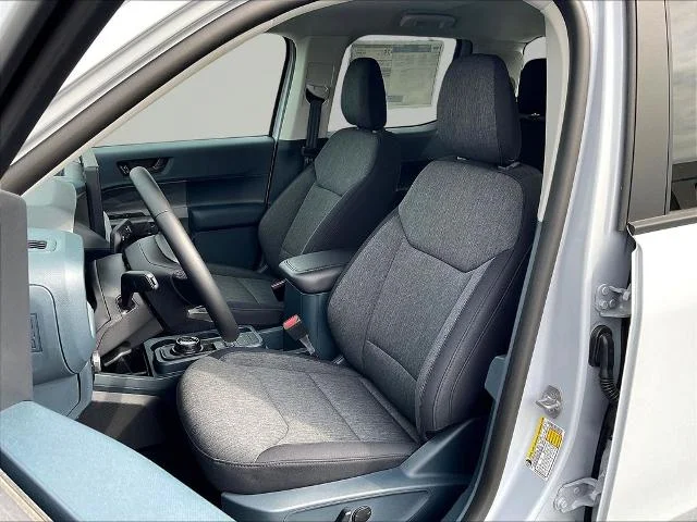New 2025 Space White Metallic Ford XLT image 27