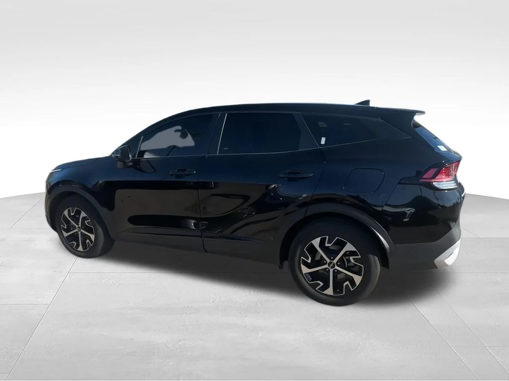 Used 2025 Black Kia EX image 9