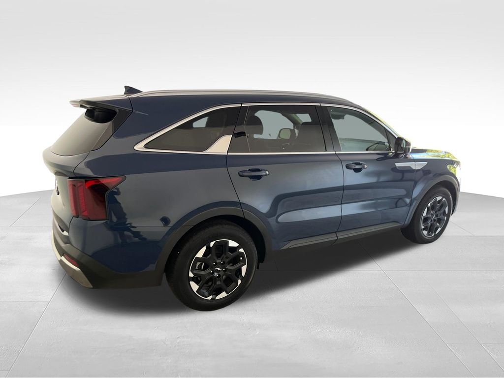 Used 2026 Black Kia S image 5