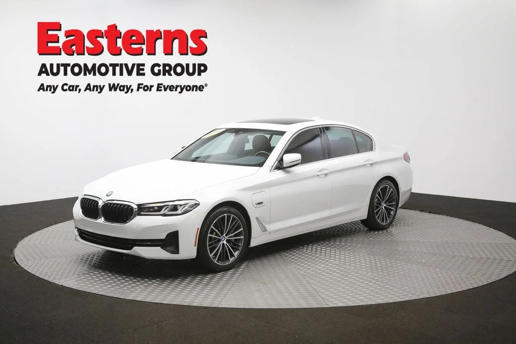 Used 2023 White BMW 530e iPerformance image 60