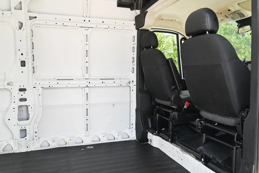 Used 2023 White Ram High Roof image 9