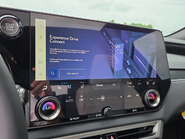 New 2026 Eminent White Pearl Lexus PREMIUM image 18