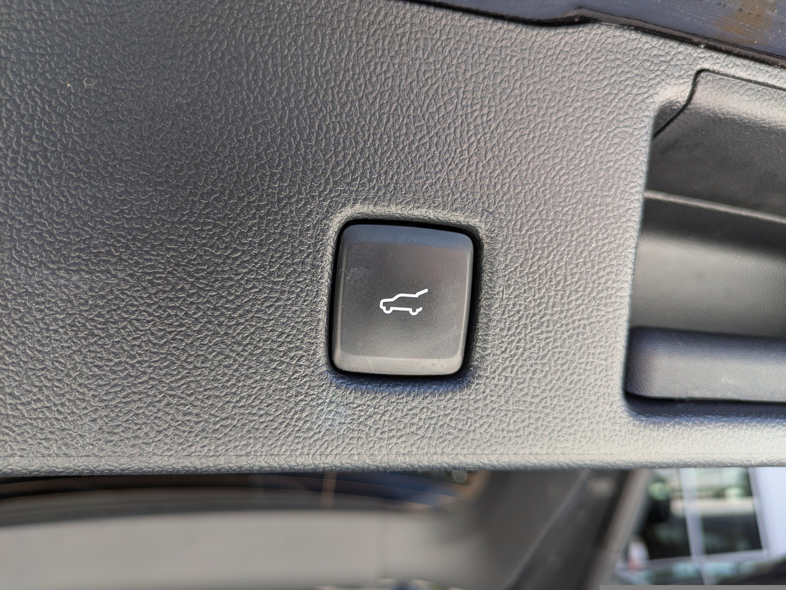 Used 2023 Agate Black Metallic Ford ST-Line image 20