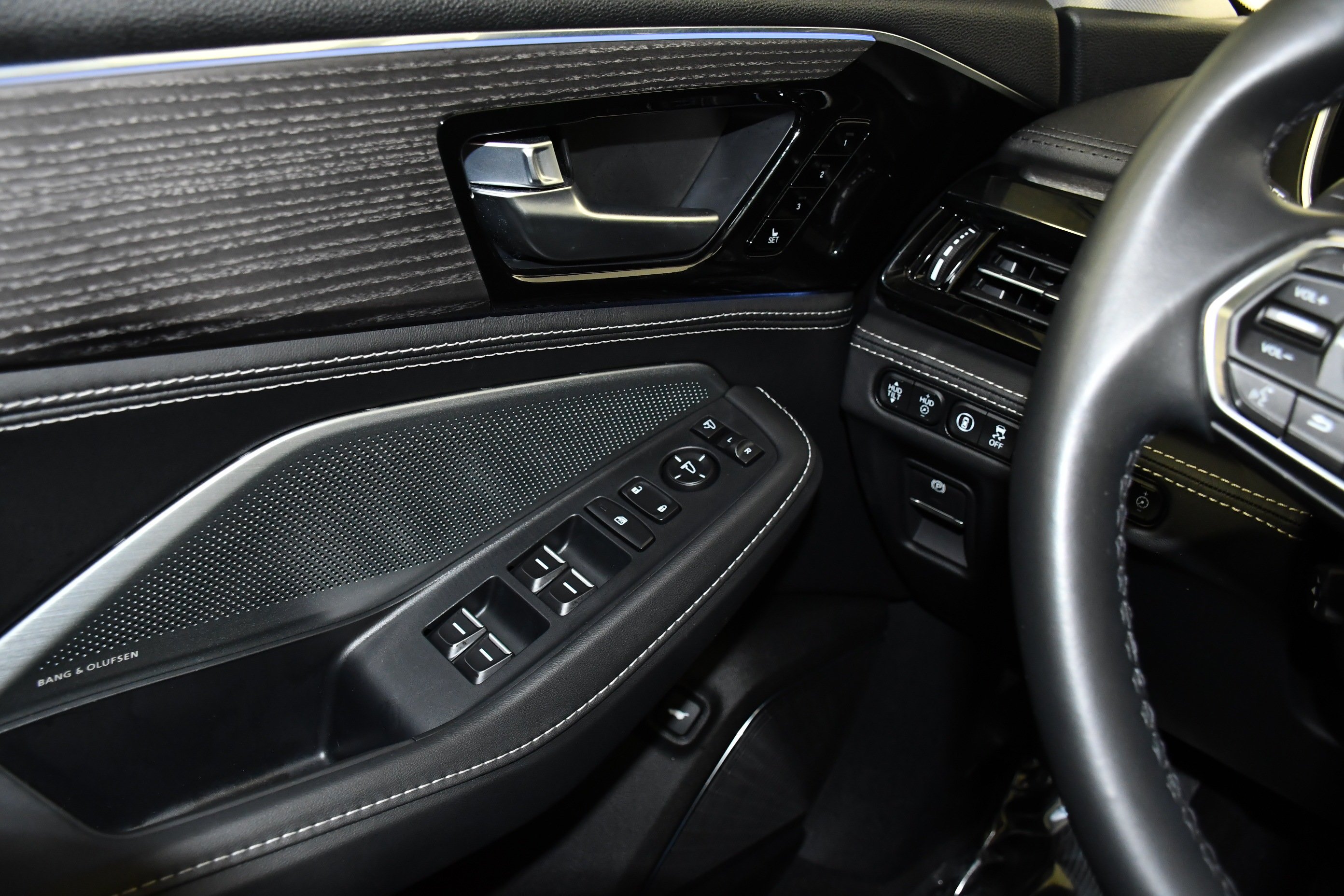 2025 Acura MDX Advance Package - Photo 83