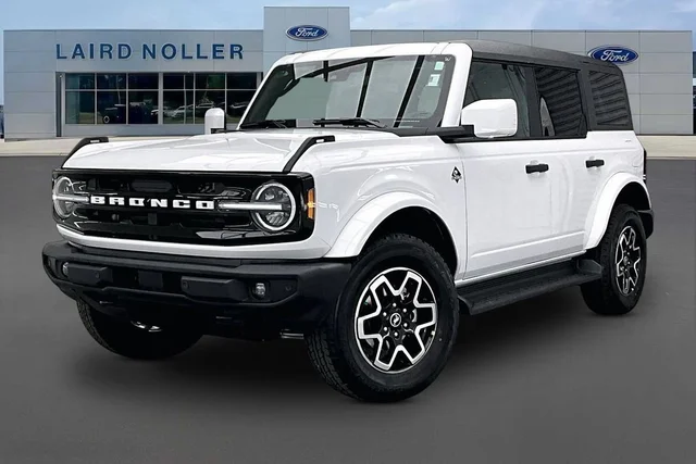 2026 Ford Bronco Outer Banks®