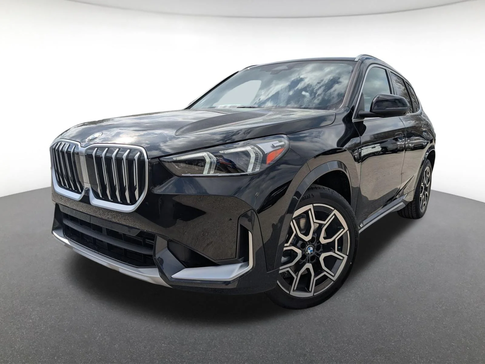 2026 BMW X1 28i