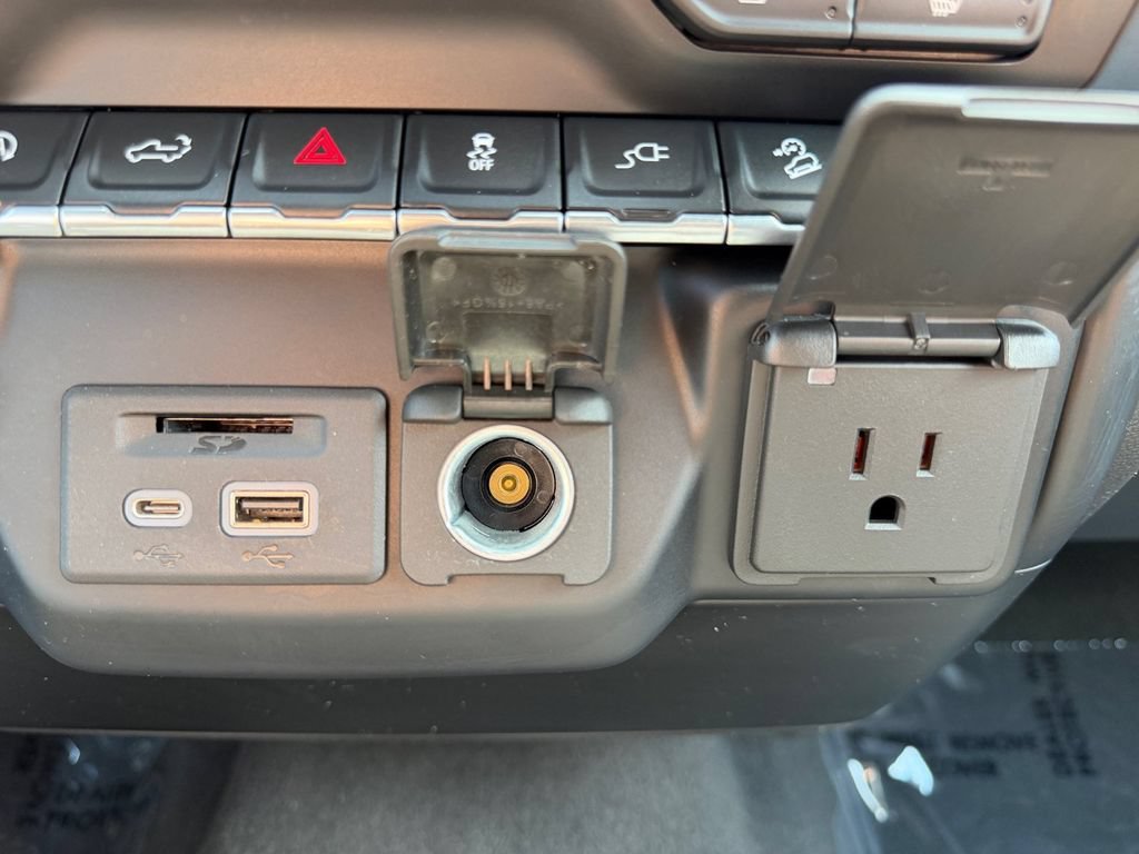 Used 2021 SATIN STEEL METALLIC Chevrolet LT image 14