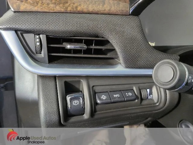 Used 2013 Gray Cadillac Premium image 26