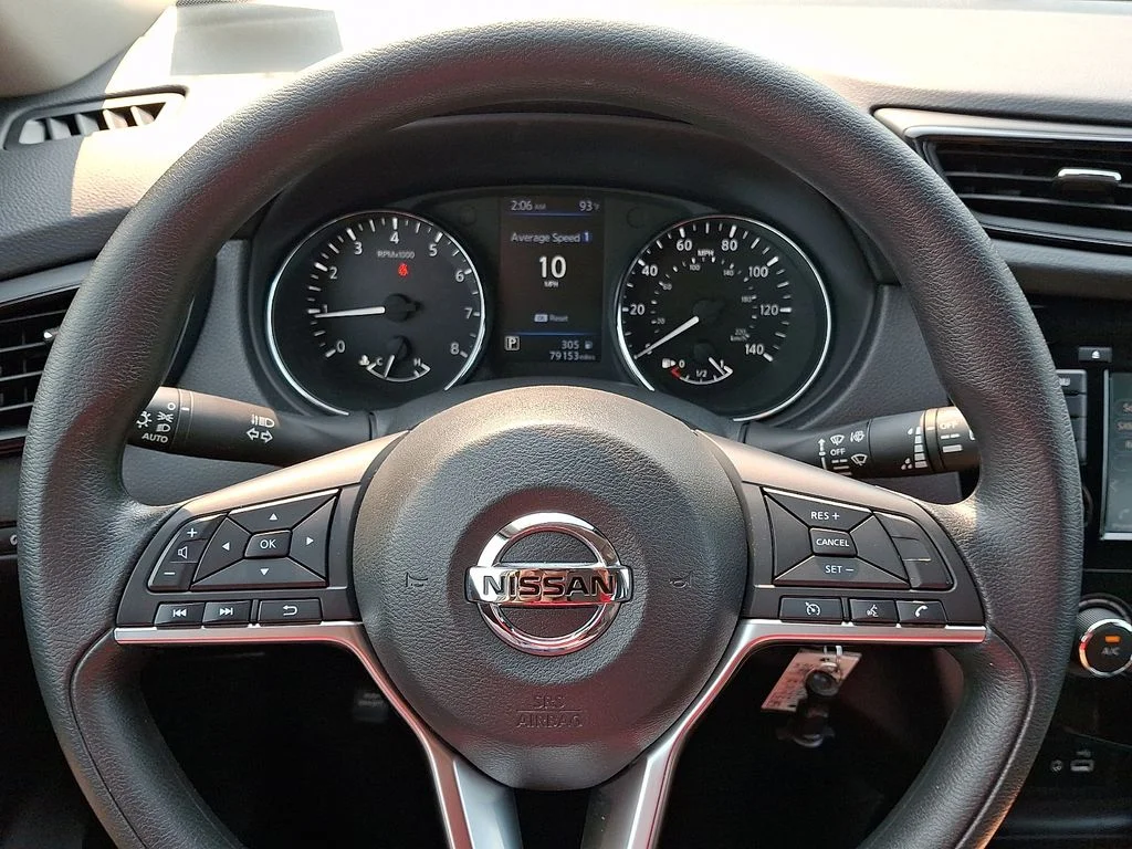 Certified Used 2020 Magnetic Black Nissan S image 18
