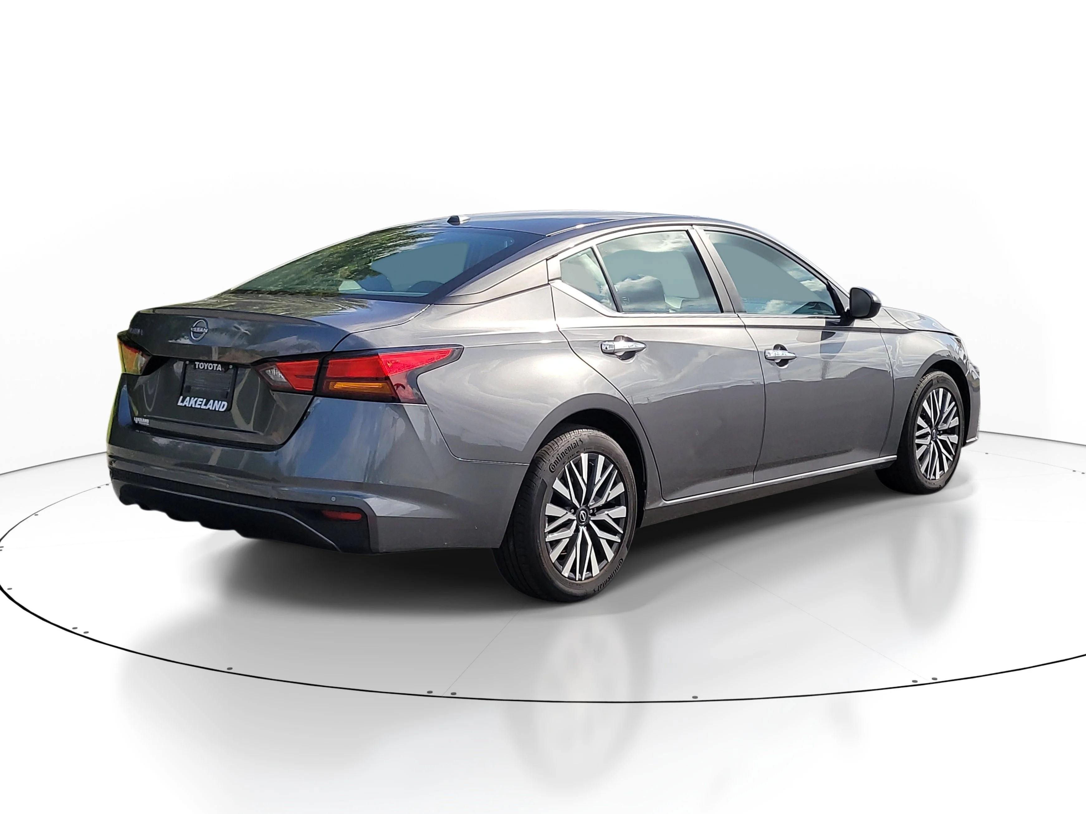 Used 2025 Gun Metallic Nissan SV image 6