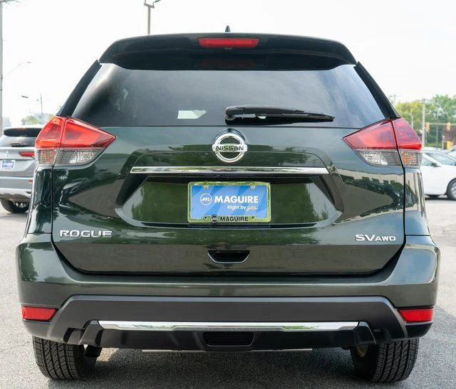 Used 2018 Midnight Pine Nissan SV image 7