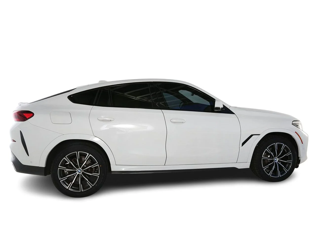Used 2023 White BMW xDrive40i image 12