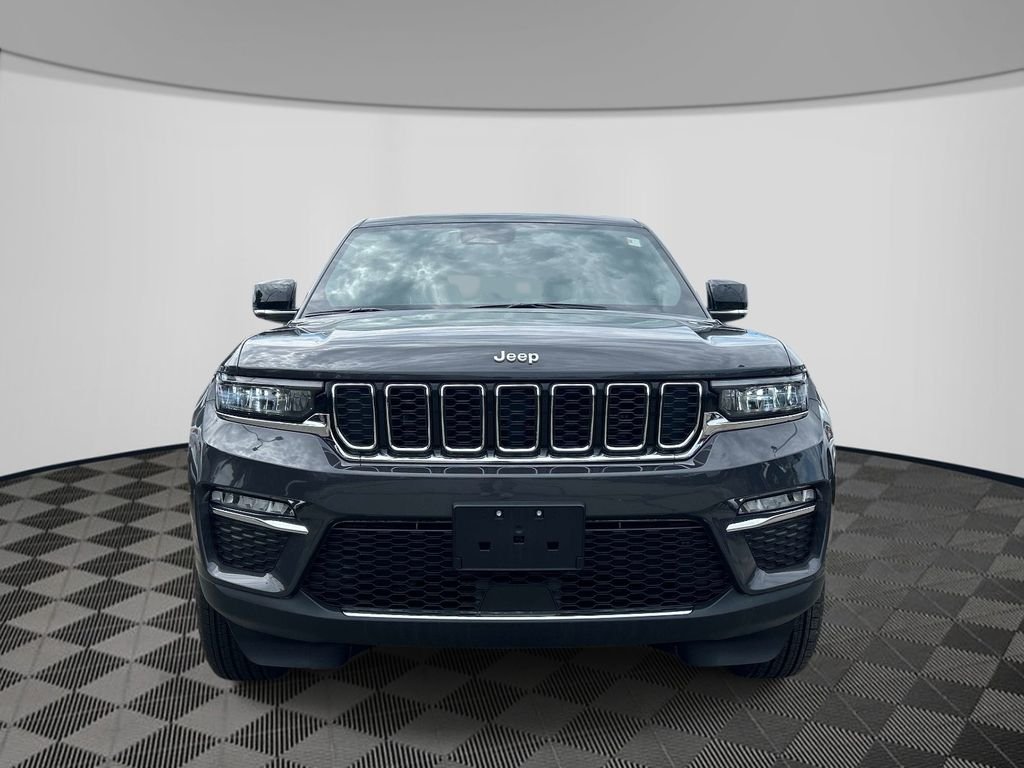 Used 2025 Gray Jeep Limited image 8