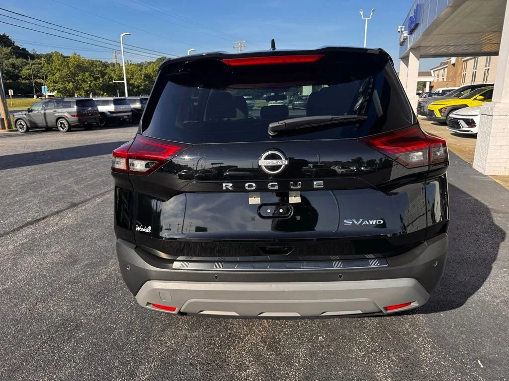 Used 2023 Black Nissan SV image 7