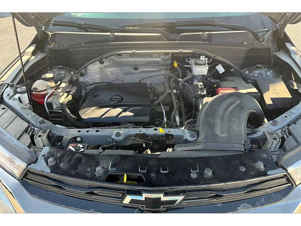 Used 2021 SATIN STEEL METALLIC Chevrolet RS image 8