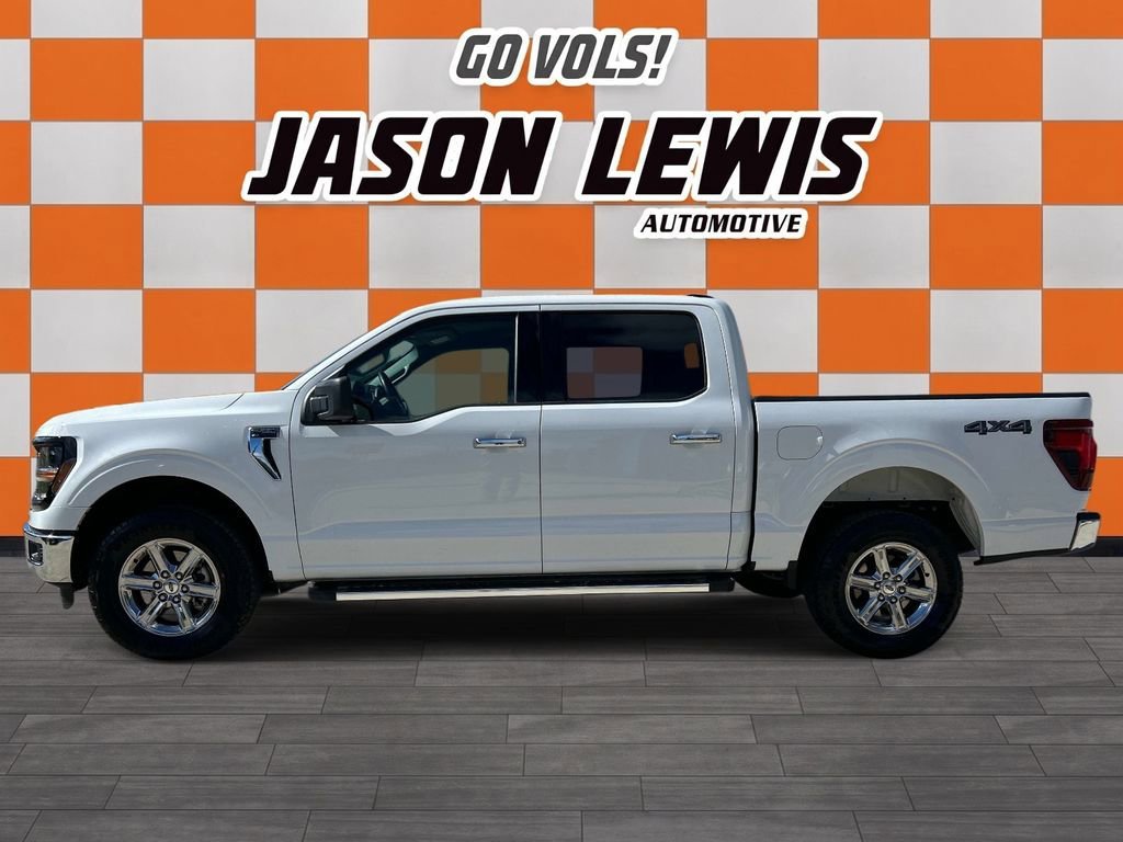 Used 2025 Oxford White Ford XLT image 6