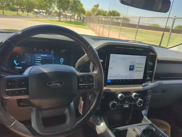Used 2024 Black Ford XLT image 9