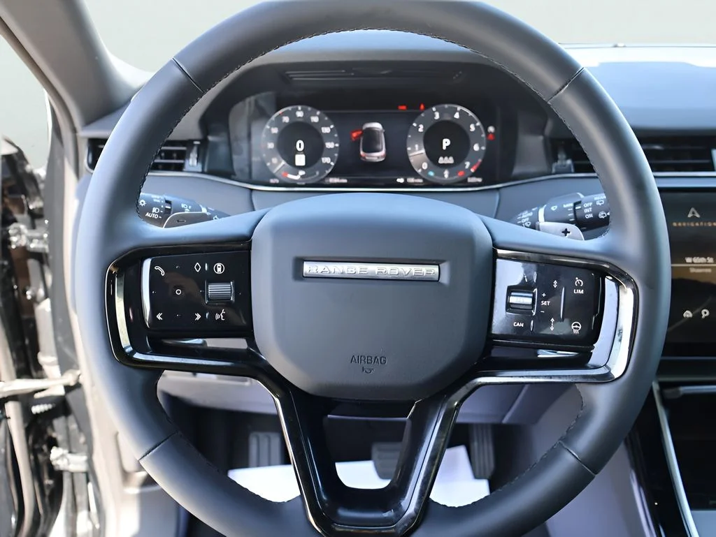 Used 2026 Santorini Black Metallic Land Rover S image 29